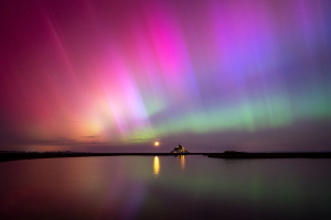Mathieu RIVRIN - Aurores Boréales au Mont Saint-Michel
